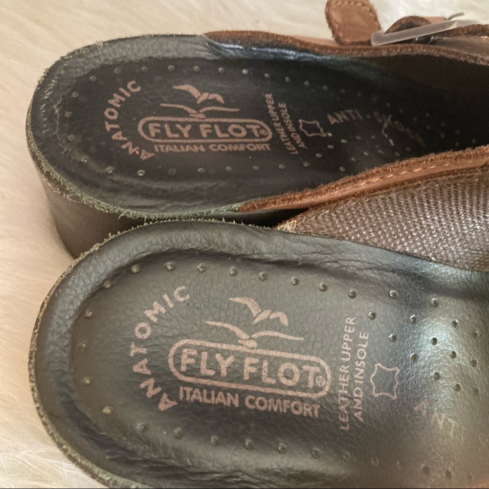 Fly Flot Clogs - Picture 8 of 11